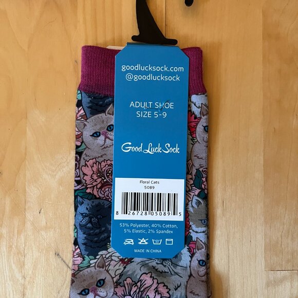 Good Luck Socks NWT Floral Cats Adult Size 5-9 - Picture 4 of 4